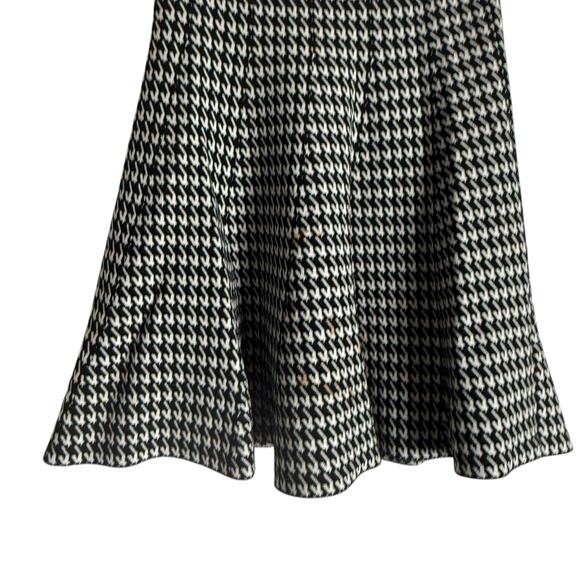 UNIF Black White Houndstooth Knit Logo Waist Fit & Flare Mini Skirt Size Medium - Picture 4 of 9